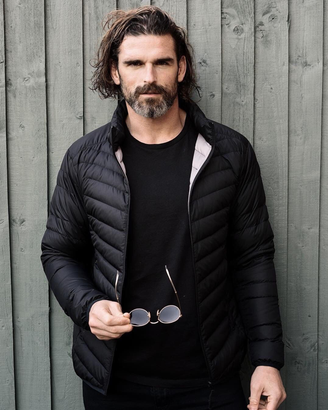 Let’s meet the new athleisure brand Lapasa.