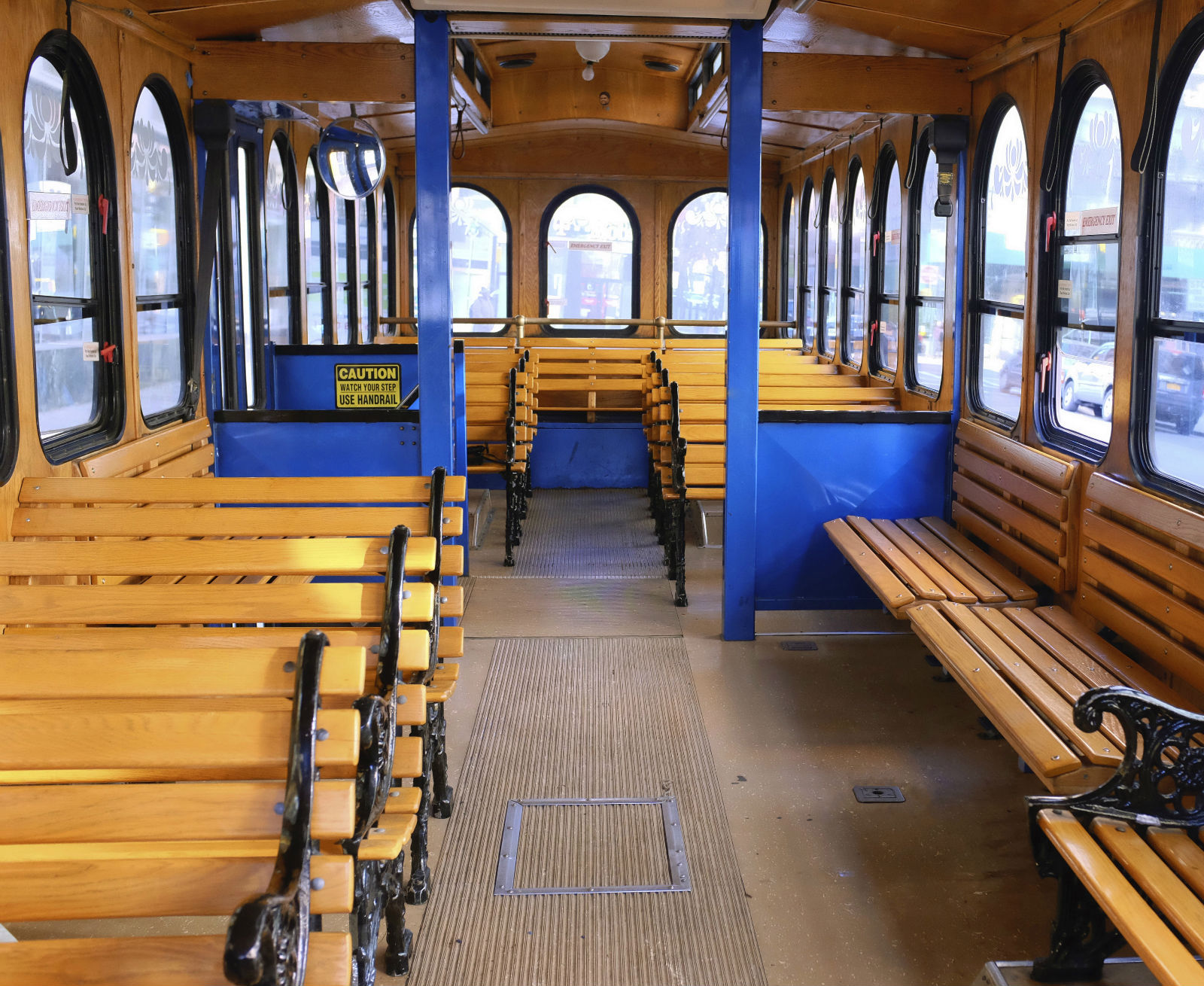 nytrolleyinterior